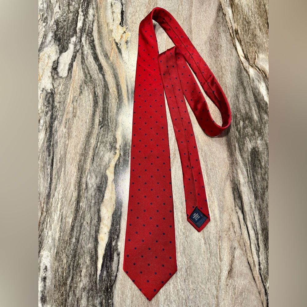 Lands End Tie
